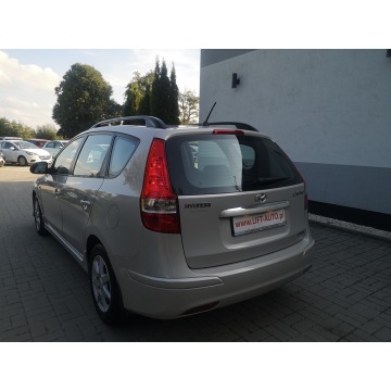 Hyundai i30 2011,  1.6 diesel - Na sprzedaż za 17 900 zł - Strzegom - zdjęcie 8