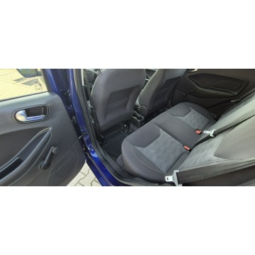 Ford KA  Hatchback 2016,  1.2 benzyna - Na sprzedaż za 28 800 zł - Paproć - zdjęcie 11