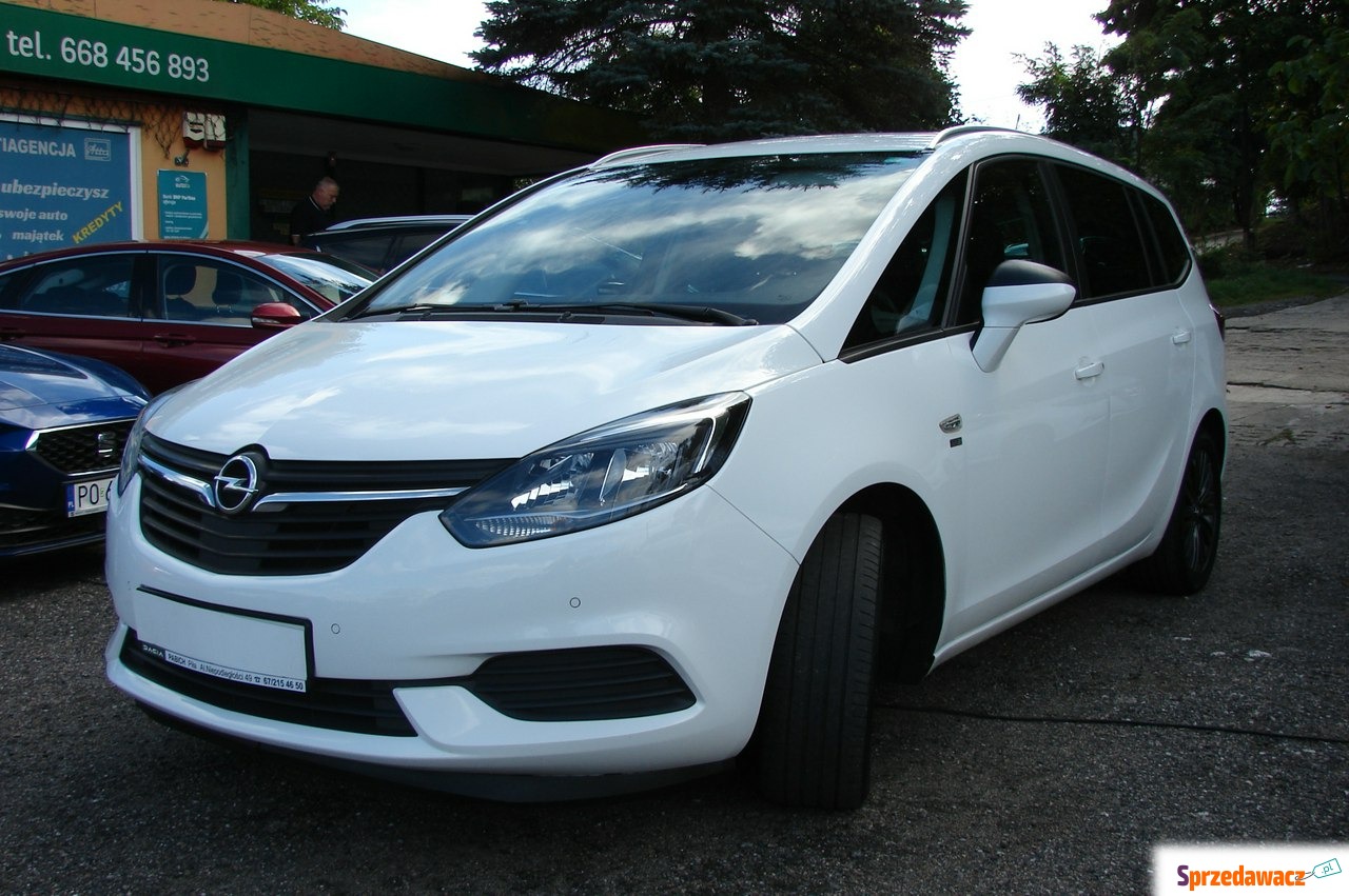 Opel Zafira 2019
