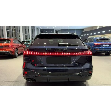 Audi A5 2025,  2.0 benzyna, automat - Na sprzedaż za 244 800 zł - Warszawa - zdjęcie 3