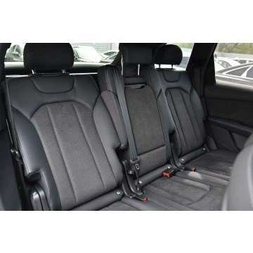 Audi Q8  SUV 2025,  3.0 diesel, automat - Na sprzedaż za 356 960 zł - Warszawa - zdjęcie 8
