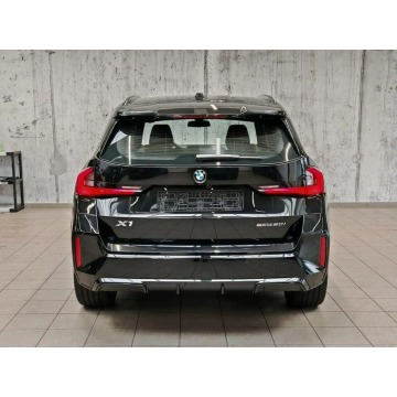 BMW X1  SUV 2024,  1.5 benzyna, automat - Na sprzedaż za 183 219 zł - Warszawa - zdjęcie 4
