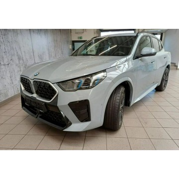 BMW X2  SUV 2024,  1.5 benzyna, automat - Na sprzedaż za 200 897 zł - Warszawa - zdjęcie 3