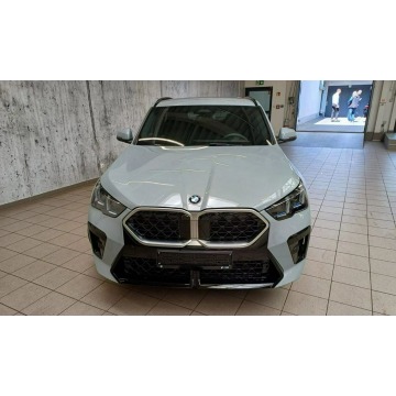 BMW X2  SUV 2024,  1.5 benzyna, automat - Na sprzedaż za 200 897 zł - Warszawa - zdjęcie 6