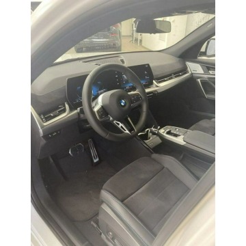 BMW X2  SUV 2024,  1.5 benzyna, automat - Na sprzedaż za 200 897 zł - Warszawa - zdjęcie 8