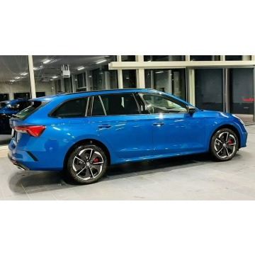 Skoda Octavia 2025,  2.0 benzyna, automat - Na sprzedaż za 153 114 zł - Warszawa - zdjęcie 3