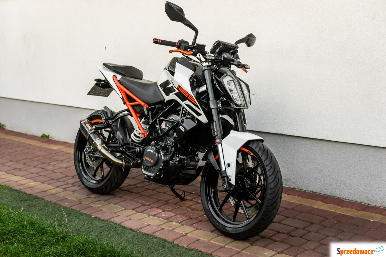 KTM duke - 125 R 2020 ABS KSIĄŻKA...