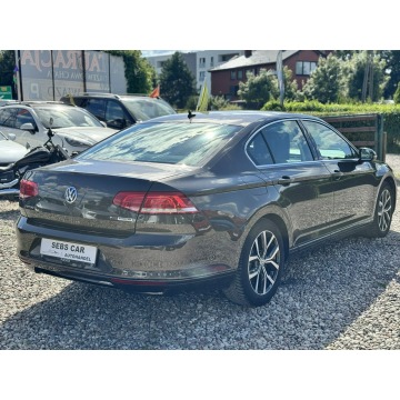 Volkswagen Passat  Sedan/Limuzyna 2015,  1.5 benzyna - Na sprzedaż za 52 900 zł - Reda - zdjęcie 3