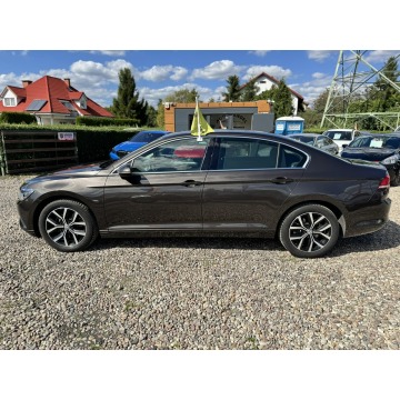 Volkswagen Passat  Sedan/Limuzyna 2015,  1.5 benzyna - Na sprzedaż za 52 900 zł - Reda - zdjęcie 8