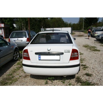 Skoda Octavia  Sedan/Limuzyna 2002,  1.6 benzyna+LPG - Na sprzedaż za 2 699,00 zł - Fasty - zdjęcie 5