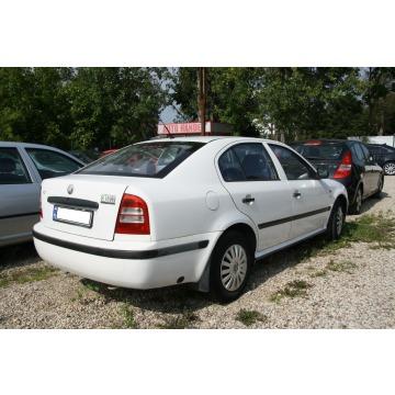 Skoda Octavia  Sedan/Limuzyna 2002,  1.6 benzyna+LPG - Na sprzedaż za 2 699,00 zł - Fasty - zdjęcie 4