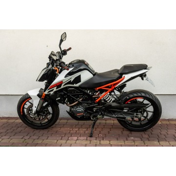 KTM duke - 125 R 2020 ABS KSIĄŻKA Raty Transport... - Motocykle sportowe - Radom - zdjęcie 5