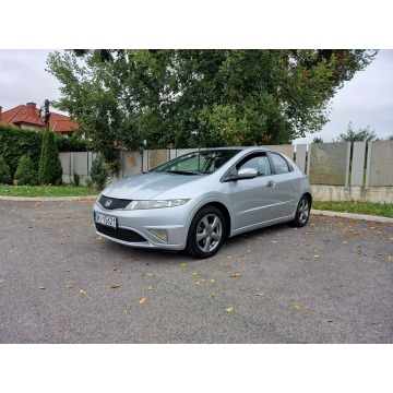 Honda Civic 2010,  1.3 benzyna - Na sprzedaż za 18 900 zł - Nowy Sącz - zdjęcie 2