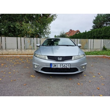 Honda Civic 2010,  1.3 benzyna - Na sprzedaż za 18 900 zł - Nowy Sącz - zdjęcie 3