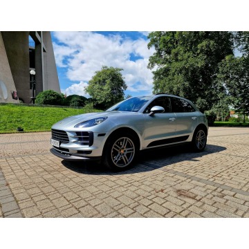 Porsche Macan  SUV 2020,  2.0 benzyna, automat - Na sprzedaż za 224 900 zł - Nowy Sącz - zdjęcie 1