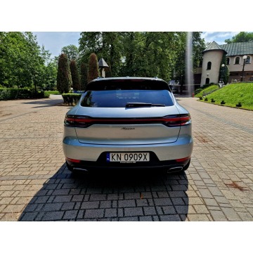 Porsche Macan  SUV 2020,  2.0 benzyna, automat - Na sprzedaż za 224 900 zł - Nowy Sącz - zdjęcie 5