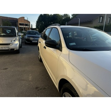 Skoda Octavia  Kombi 2014,  1.6 diesel - Na sprzedaż za 18 900 zł - Gdów - zdjęcie 8