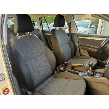 Skoda Octavia  Kombi 2014,  1.6 diesel - Na sprzedaż za 18 900 zł - Gdów - zdjęcie 11