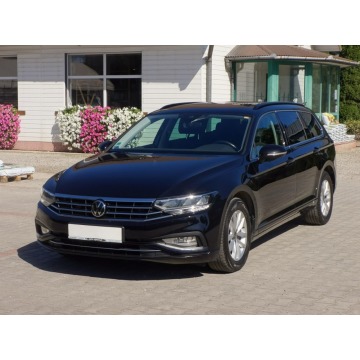 Volkswagen Passat  Kombi 2020,  2.0 diesel - Na sprzedaż za 79 900 zł - Nowy Sącz - zdjęcie 2