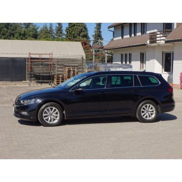 Volkswagen Passat  Kombi 2020,  2.0 diesel - Na sprzedaż za 79 900 zł - Nowy Sącz - zdjęcie 6