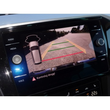 Volkswagen Passat  Kombi 2020,  2.0 diesel - Na sprzedaż za 79 900 zł - Nowy Sącz - zdjęcie 10