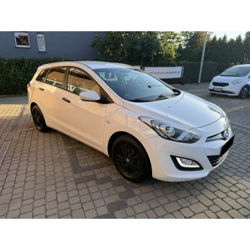 Hyundai i30 2012,  1.4 benzyna - Na sprzedaż za 31 900 zł - Orzech - zdjęcie 4