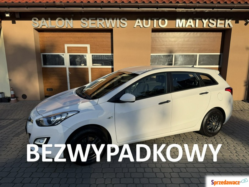 Hyundai i30 2012,  1.4 benzyna - Na sprzedaż za 31 900 zł - Orzech