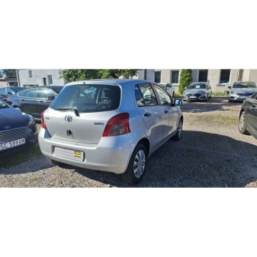 Toyota Yaris  Hatchback 2008,  1.0 benzyna - Na sprzedaż za 10 900 zł - Częstochowa - zdjęcie 5