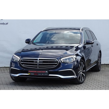 Mercedes - Benz E-klasa  Kombi 2021,  2.0 diesel, automat - Na sprzedaż za 126 900 zł - Mielec - zdjęcie 8