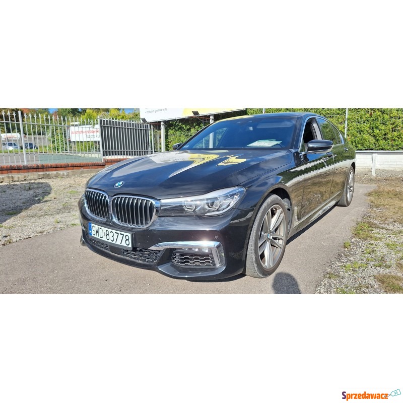 BMW Seria 7  Sedan/Limuzyna 2018,  3.0 diesel, automat - Na sprzedaż za 169 000 zł - Częstochowa