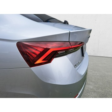 Skoda Octavia  Hatchback 2022,  1.5 benzyna - Na sprzedaż za 75 900 zł - Stalowa Wola - zdjęcie 11