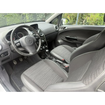 Opel Corsa  Hatchback 2014,  1.4 benzyna - Na sprzedaż za 16 900 zł - Poznań - zdjęcie 5
