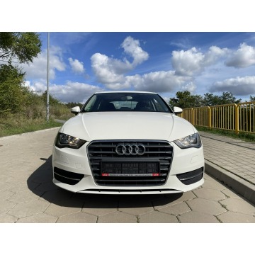Audi A3  Hatchback 2012,  1.6 diesel - Na sprzedaż za 35 999 zł - Gostyń - zdjęcie 2