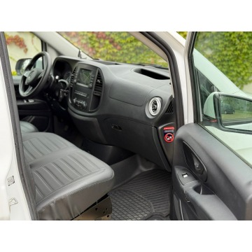 Mercedes - Benz Vito  Bus 2020,  2.0 diesel, automat - Na sprzedaż za 97 000 zł - Tarnowskie Góry - zdjęcie 8