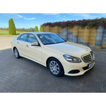 Mercedes - Benz E-klasa  Sedan/Limuzyna 2013,  2.1 diesel - Na sprzedaż za 34 999 zł - Głogów - zdjęcie 3