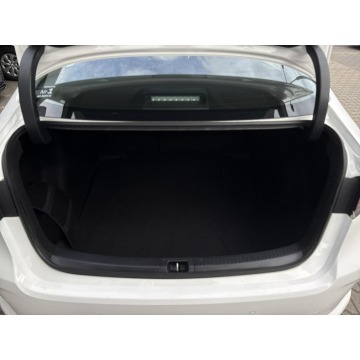 Toyota Corolla  Sedan/Limuzyna 2021,  1.8 hybryda, automat - Na sprzedaż za 76 900 zł - Warszawa - zdjęcie 12