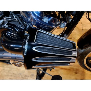 Harley-Davidson Softail - Softail FXBR BREAKOUT... - Motocykle cruiser - Bicz - zdjęcie 3