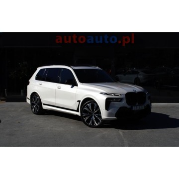 BMW   Terenowy 2023,  4.4 benzyna, automat - Na sprzedaż za 540 000 zł - Warszawa - zdjęcie 3