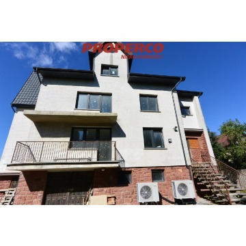 Sprzedam dom Chęciny -  wolnostojący dwupiętrowy,  pow.  500 m2,  działka:   1677 m2 - zdjęcie 3