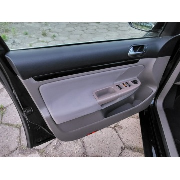 Volkswagen Golf 2011,  2.0 diesel - Na sprzedaż za 15 999 zł - Gostyń - zdjęcie 5