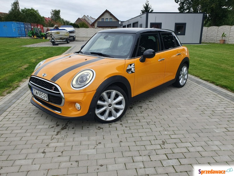 Mini Cooper  Hatchback 2015,  1.5 diesel - Na sprzedaż za 32 500 zł - Strobice