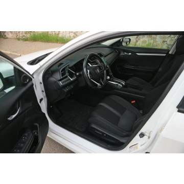 Honda Civic  Sedan/Limuzyna 2019,  2.0 benzyna, automat - Na sprzedaż za 79 900 zł - Bytom - zdjęcie 6