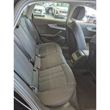 Audi A4  Sedan/Limuzyna 2023,  2.0 benzyna, automat - Na sprzedaż za 129 900 zł - Kraków - zdjęcie 11