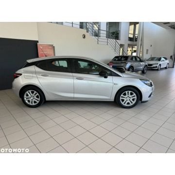Opel Astra  Liftback 2021,  1.2 benzyna - Na sprzedaż za 44 900 zł - Kraków - zdjęcie 5