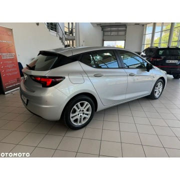 Opel Astra  Liftback 2021,  1.2 benzyna - Na sprzedaż za 44 900 zł - Kraków - zdjęcie 10