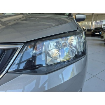 Skoda Fabia  Liftback 2018,  1.0 benzyna - Na sprzedaż za 25 900 zł - Kraków - zdjęcie 10