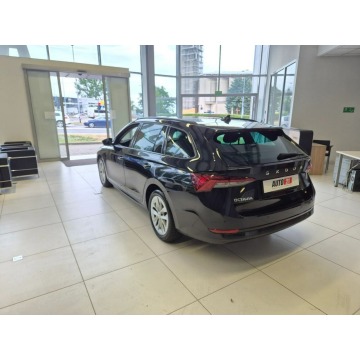 Skoda Octavia 2022,  1.5 benzyna, automat - Na sprzedaż za 69 900 zł - Kraków - zdjęcie 6