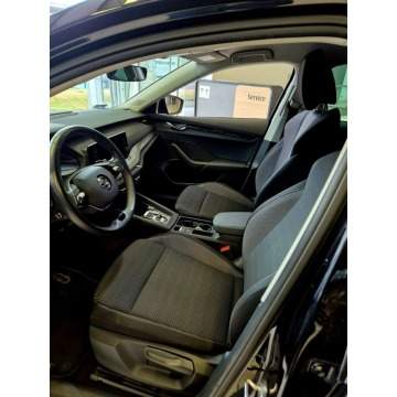 Skoda Octavia 2022,  1.5 benzyna, automat - Na sprzedaż za 69 900 zł - Kraków - zdjęcie 10