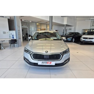 Skoda Octavia  Sedan/Limuzyna 2022,  1.5 benzyna - Na sprzedaż za 73 900 zł - Kraków - zdjęcie 2