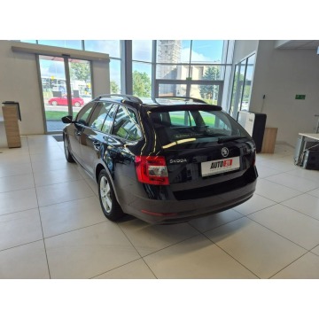 Skoda Octavia 2019,  1.5 benzyna - Na sprzedaż za 61 900 zł - Kraków - zdjęcie 5